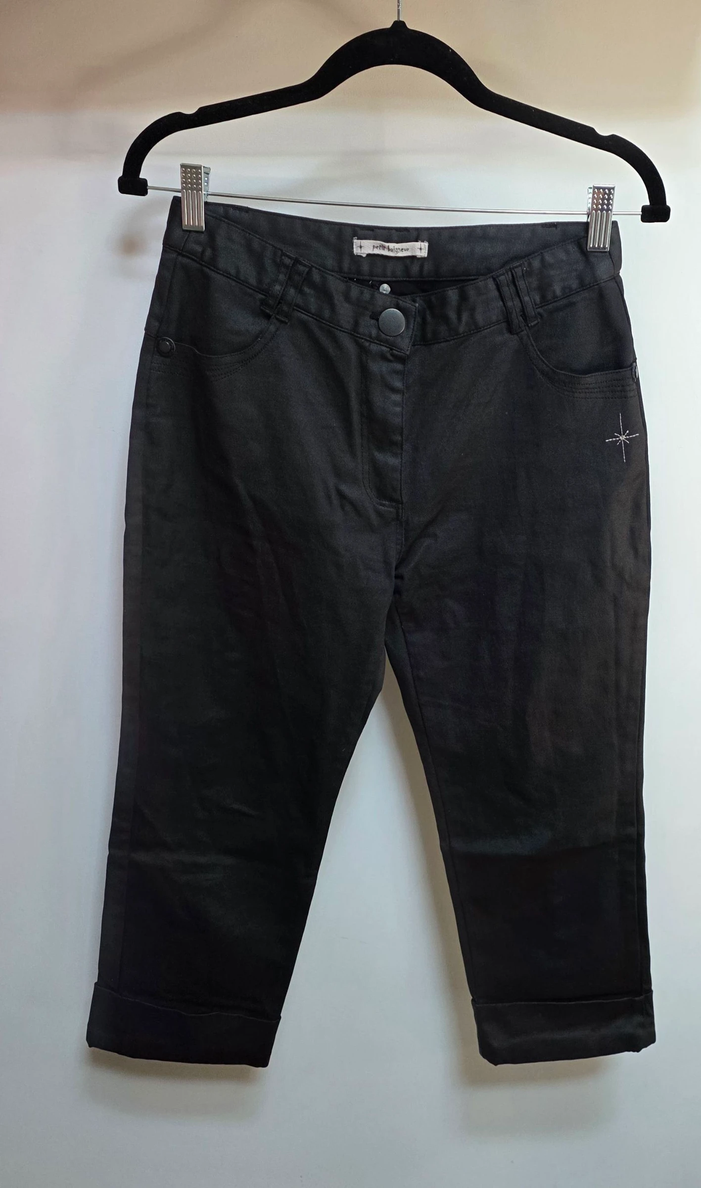 Pantacourt noir enduit 38 M Petit Baigneur pantalon court brillant